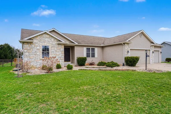 $385,000 | 57445 Emerald Chase Lane, Goshen, IN 46528