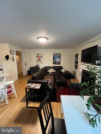 $2,900 | 200 Nassau Street, Unit 2, Princeton, NJ 08542