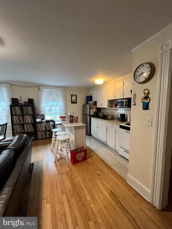 $2,900 | 200 Nassau Street, Unit 2, Princeton, NJ 08542