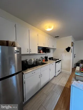 $2,900 | 200 Nassau Street, Unit 2, Princeton, NJ 08542