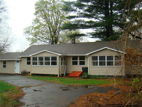 28 Ridgeway Street Westfield, MA 01085 - Photo 2 of 25 Gallery Image 2