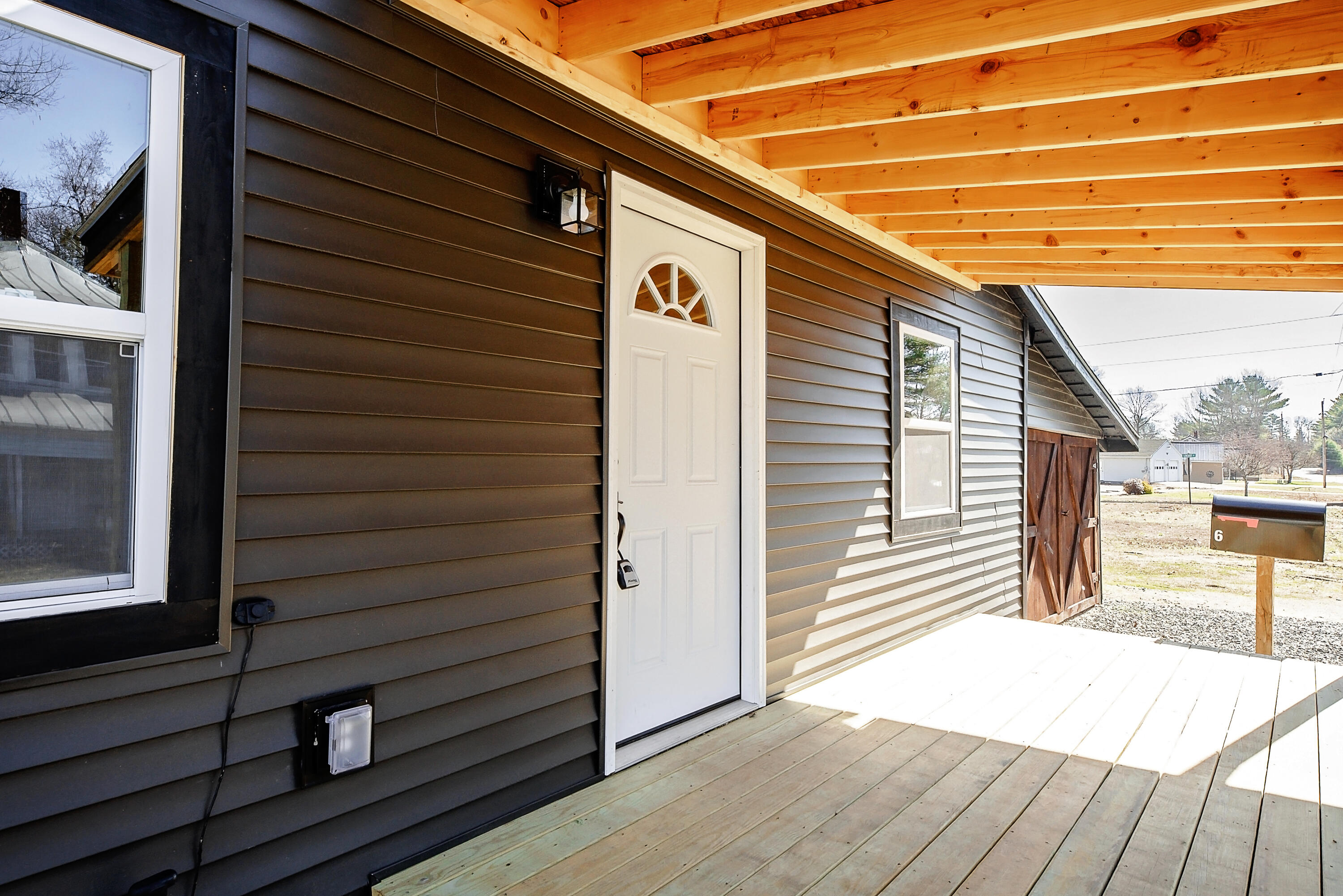 6 Myrtle Street Madison, ME 04950 - Photo 4 of 52 3