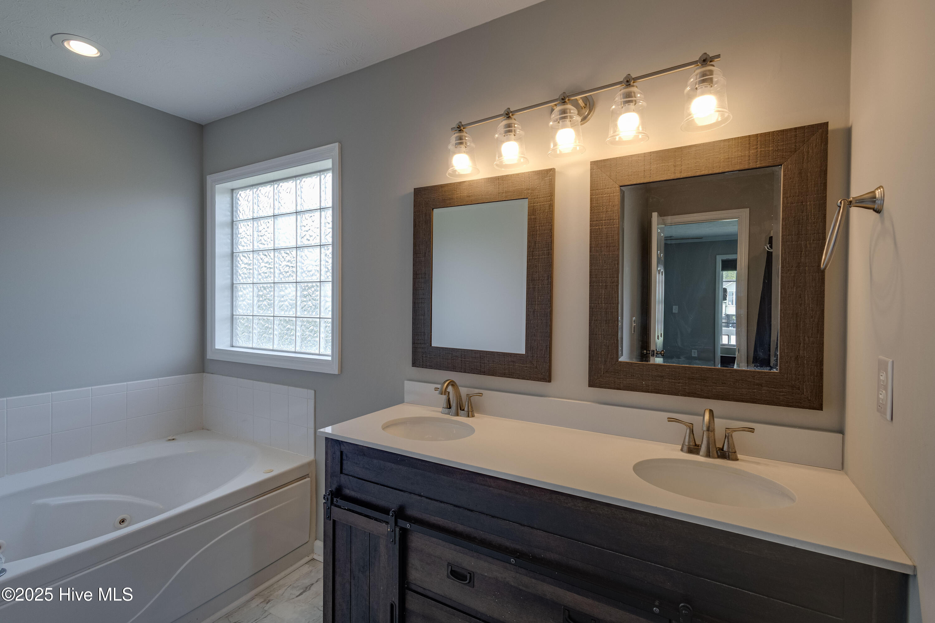 215 Rutherford Way Jacksonville, NC 28540 - Photo 21 of 47 IMG_7765HDR