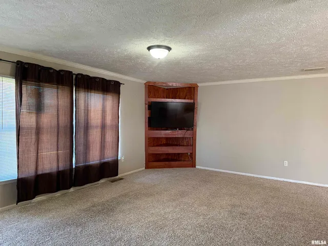 $148,900 | 20001 Corinth Road, Pittsburg, IL 62974