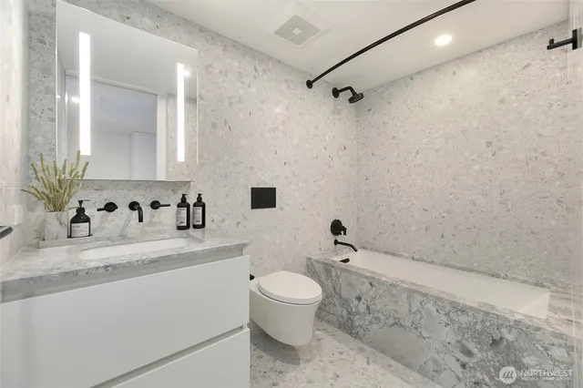 $680,000 | 300 Virginia Street, Unit 1803, Seattle, WA 98101