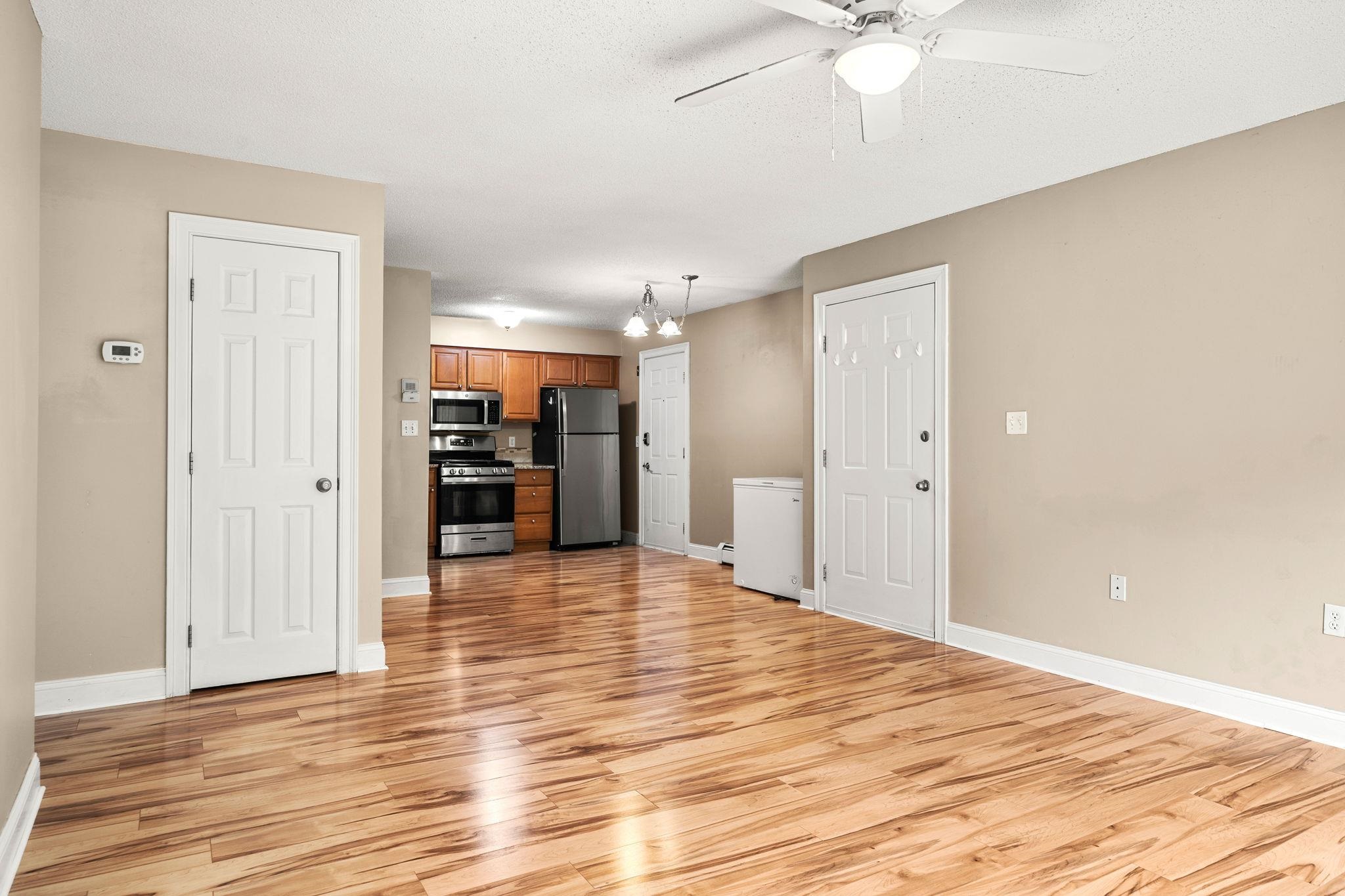 50 Brookside Drive, Unit J7 Exeter, NH 03833 - Photo 6 of 35