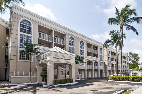 $2,250 | 1280 South Alhambra Circle, Unit 1421, Coral Gables, FL 33146