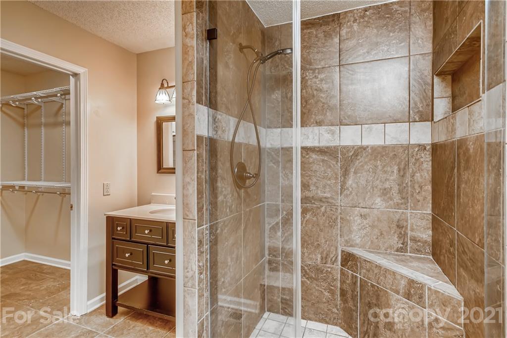 619 Breckenridge Road Kannapolis, NC 28083 - Photo 17 of 33 a bathroom with a shower