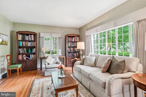 $625,000 | 664 East Greenman Road, Haddonfield, NJ 08033