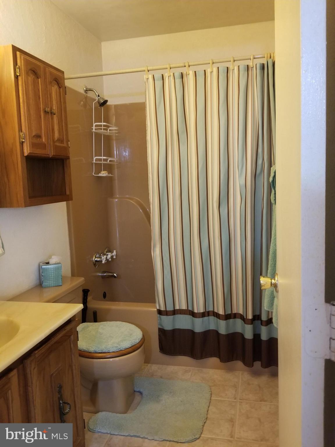 5752 Van Dyke Road Baltimore, MD 21206 - Photo 12 of 30 Updated bath