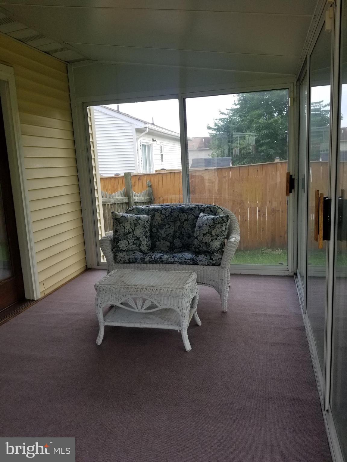 5752 Van Dyke Road Baltimore, MD 21206 - Photo 21 of 30 Sunroom