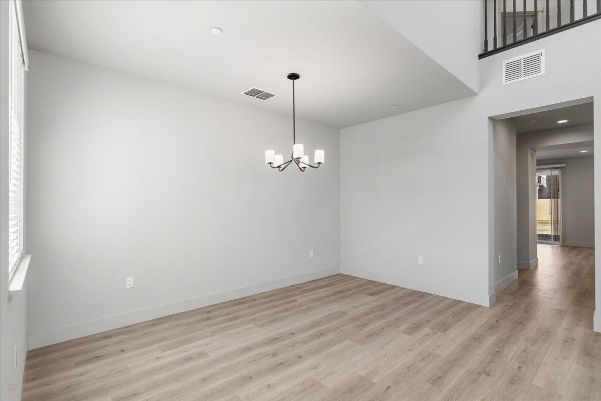 2041 Zane Way Turlock, CA 95382 - Photo 17 of 92