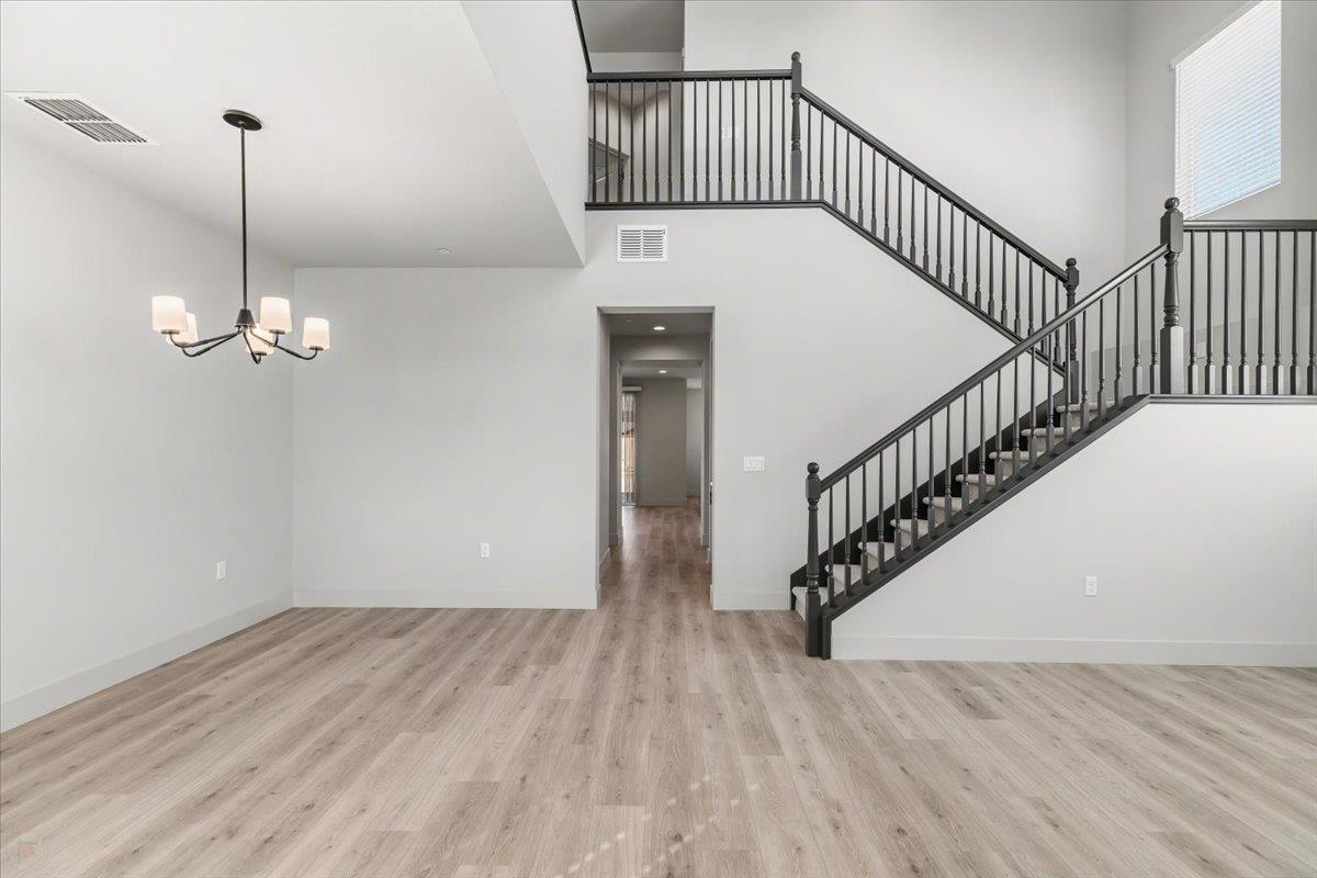 2041 Zane Way Turlock, CA 95382 - Photo 18 of 92