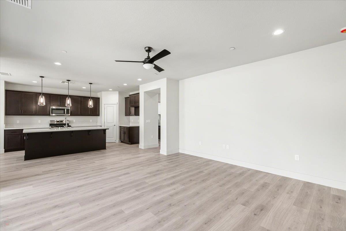 2041 Zane Way Turlock, CA 95382 - Photo 35 of 92