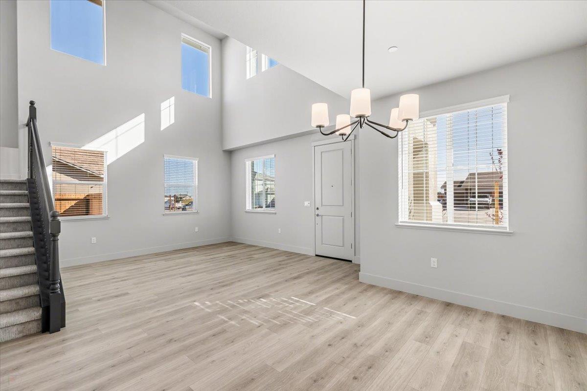 2041 Zane Way Turlock, CA 95382 - Photo 7 of 92