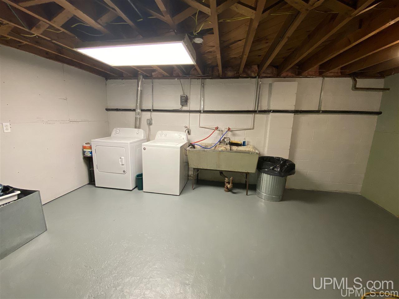 100 South Marigold Street Ishpeming, MI 49849 - Photo 35 of 42