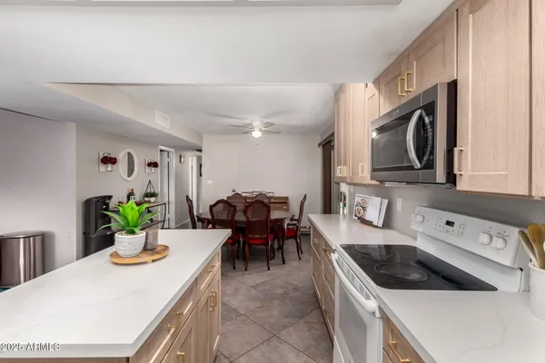 $404,999 | 1551 East Florian Circle, Mesa, AZ 85204
