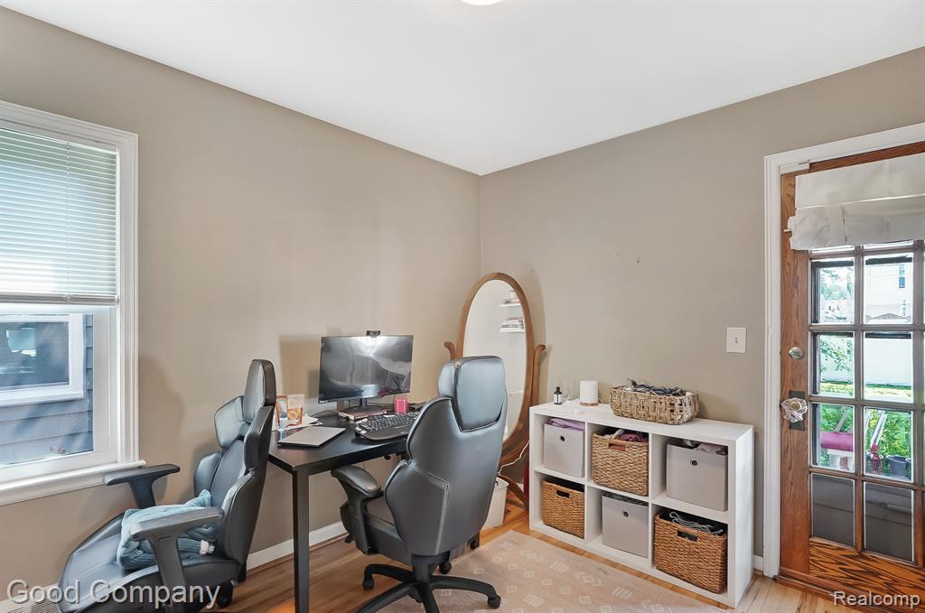 947 Columbia Road Berkley, MI 48072 - Photo 13 of 24