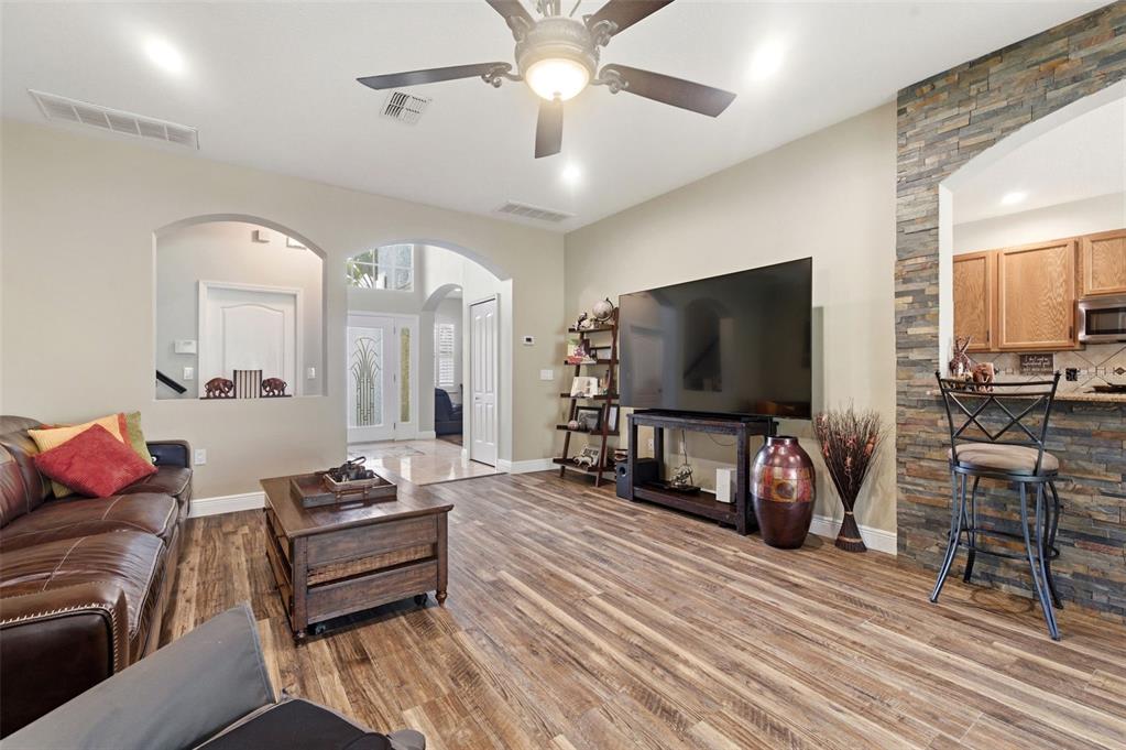 8131 Lucidul Court Trinity, FL 34655 - Photo 26 of 73