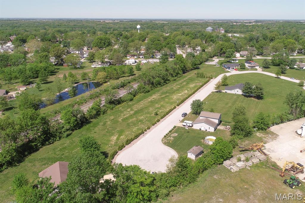 809 Mariana Court New Athens, IL 62264 - Photo 5 of 8