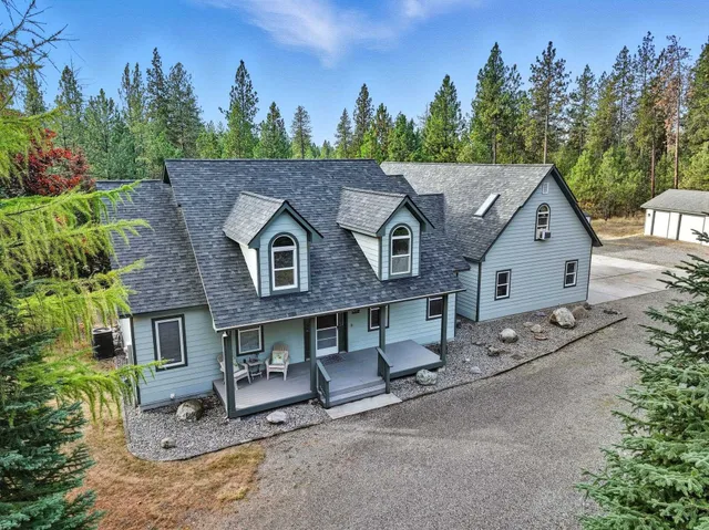 $899,900 | 26312 East Idaho Pines Lane, Newman Lake, WA 99025