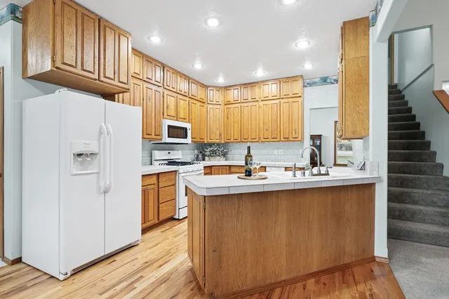 $899,900 | 26312 East Idaho Pines Lane, Newman Lake, WA 99025