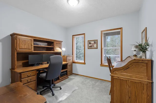 $899,900 | 26312 East Idaho Pines Lane, Newman Lake, WA 99025