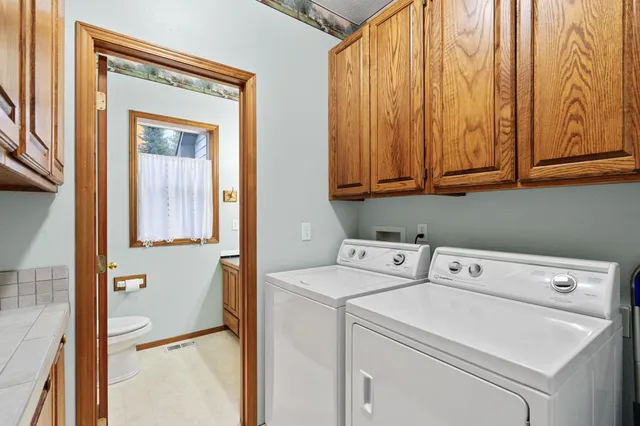 $899,900 | 26312 East Idaho Pines Lane, Newman Lake, WA 99025