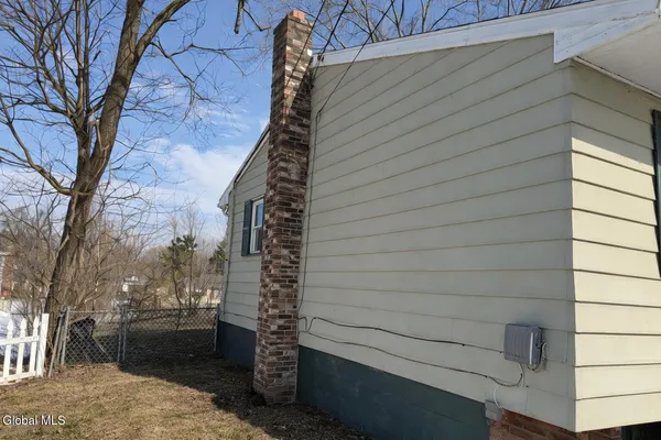 $250,000 | 3 Short Street, Castleton-on-Hudson, NY 12033