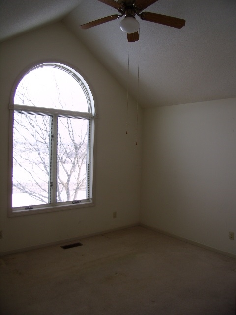 904 Redding Road Angola, IN 46703 - Photo 7 of 16 Gallery Image 7