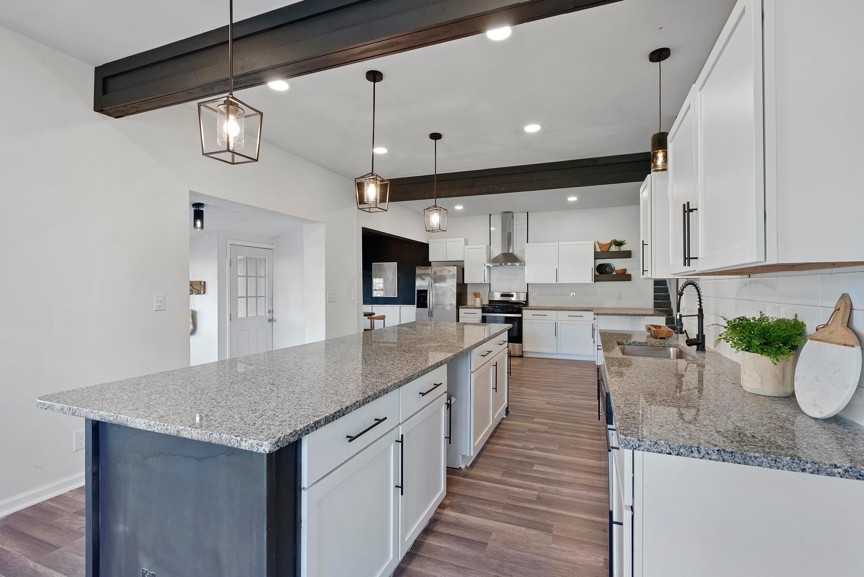 1664 Zettler Road Columbus, OH 43227 - Photo 14 of 46 Kitchen