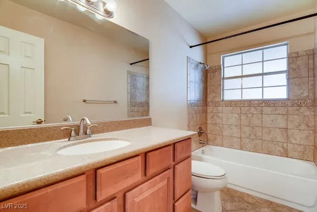 $2,600 | 1505 Strong Drive, Las Vegas, NV 89102