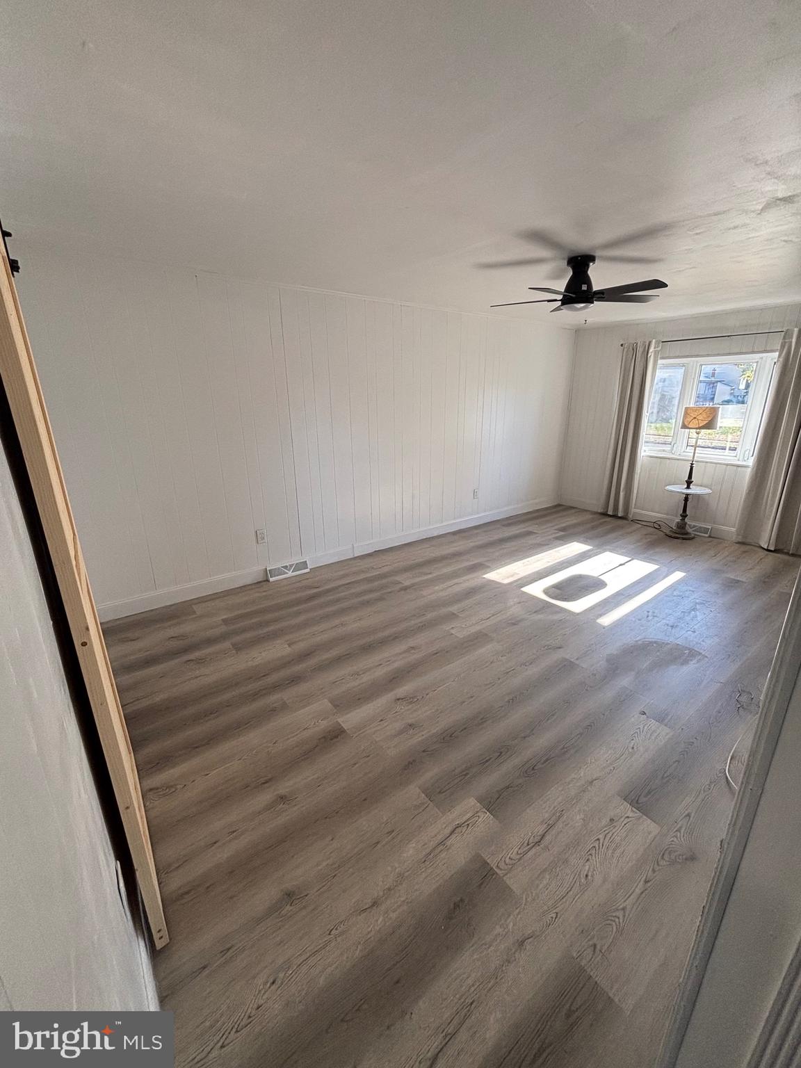 40 Woodlane Drive Blackwood, NJ 08012 - Photo 9 of 30 a view of empty room with ceiling fan