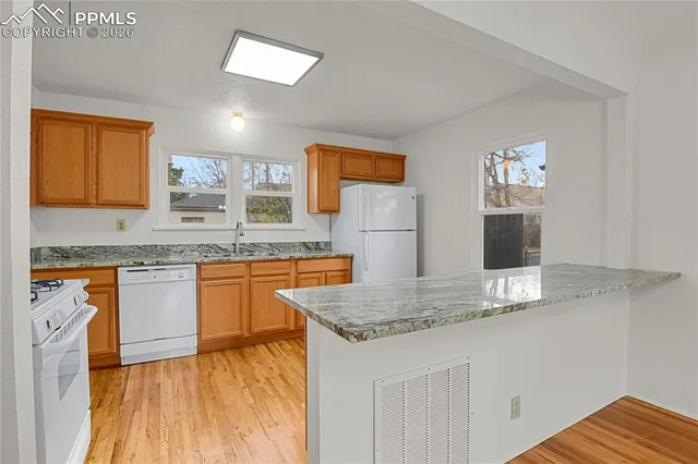 $649,900 | 917 North Institute Street, Colorado Springs, CO 80903