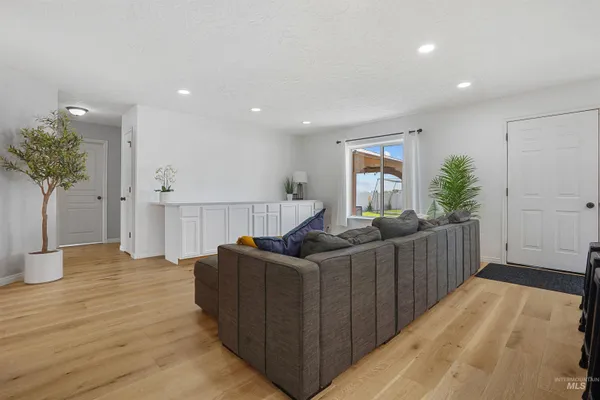 $600,000 | 78 Pelican Drive, Rupert, ID 83350