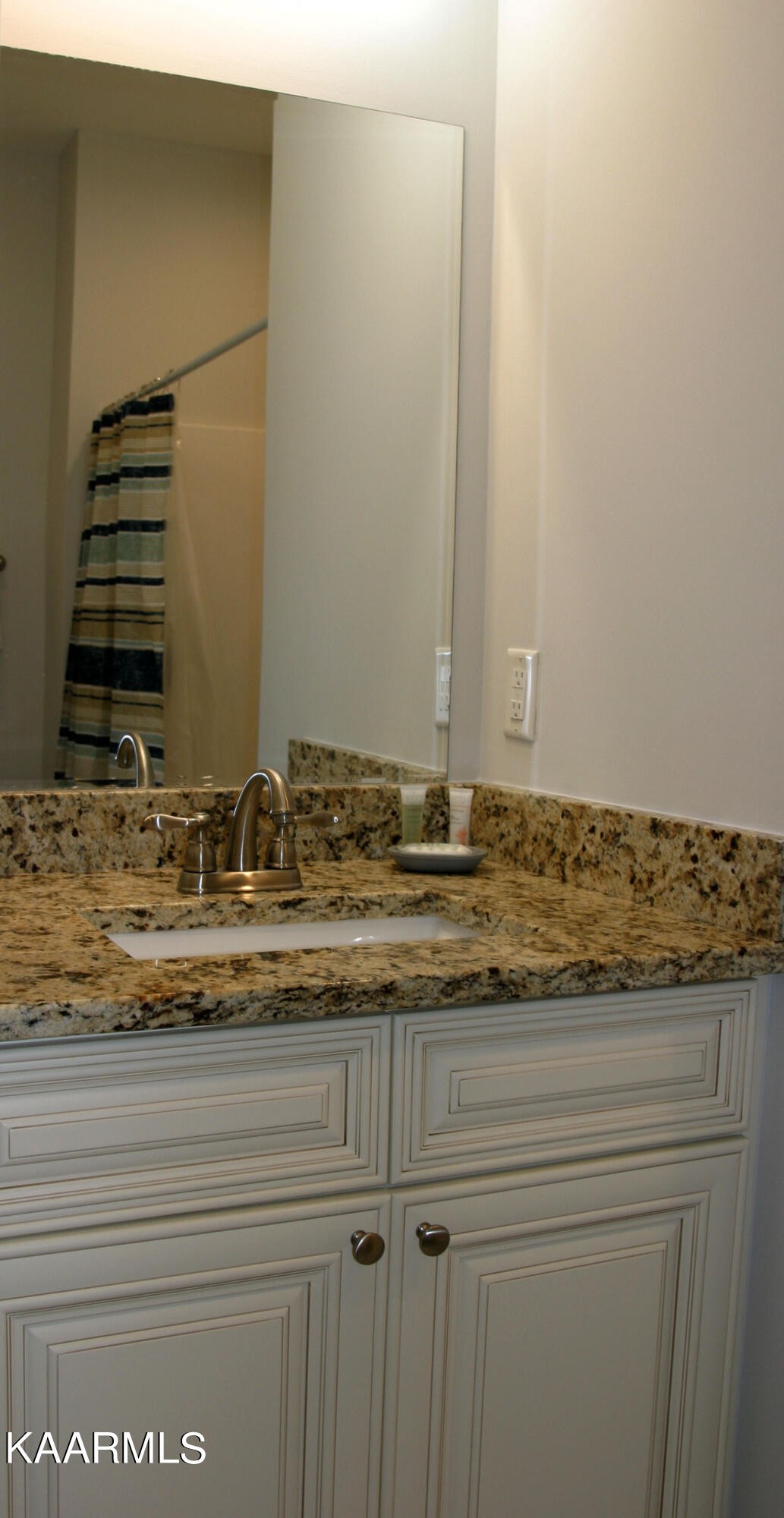 326 Shooting Star Loop, Unit 102 Townsend, TN 37882 - Photo 10 of 22 a view of bathroom with granite countertop