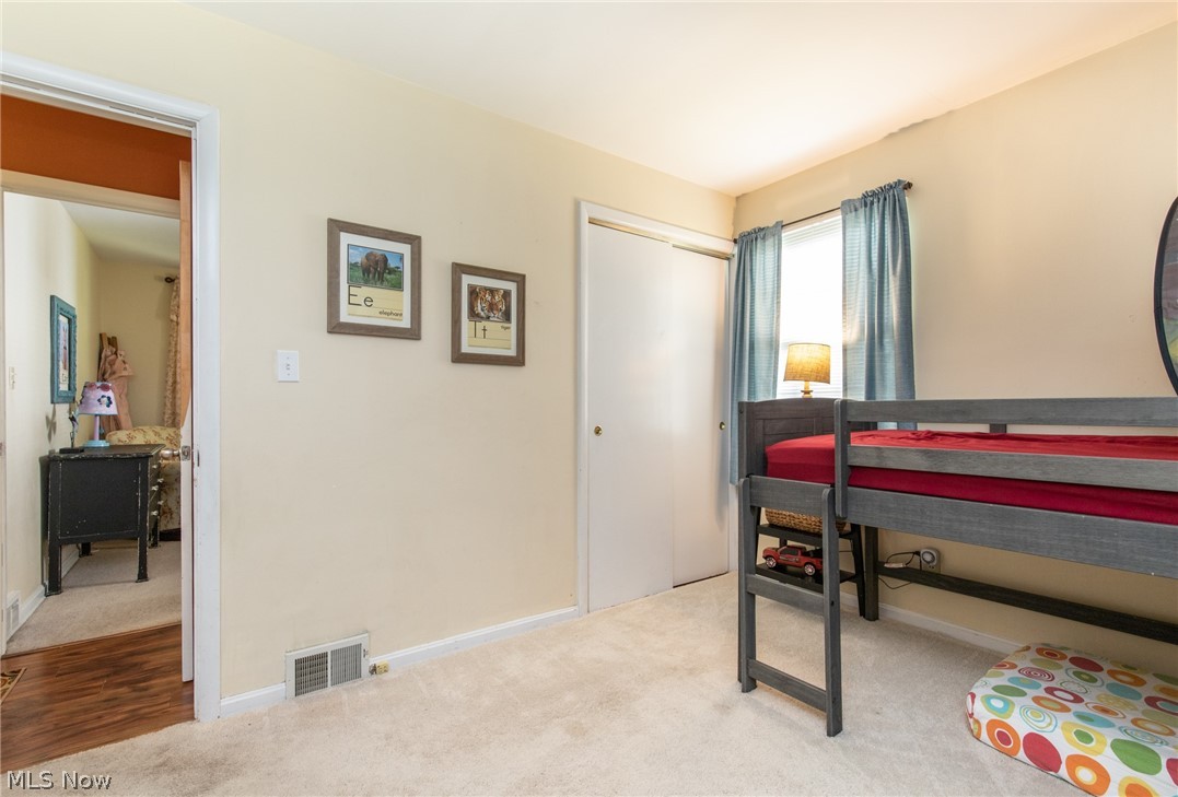 32815 Baldwin Road Solon, OH 44139 - Photo 23 of 35