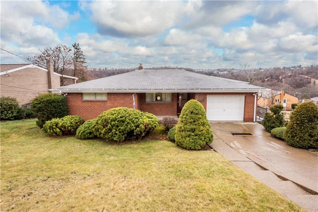 3828 Willett Road Pittsburgh, PA 15227 - Photo 2 of 17 Gallery Image 2