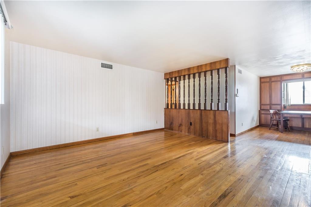 3828 Willett Road Pittsburgh, PA 15227 - Photo 5 of 17 Gallery Image 5