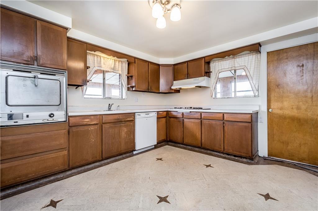 3828 Willett Road Pittsburgh, PA 15227 - Photo 8 of 17 Gallery Image 8