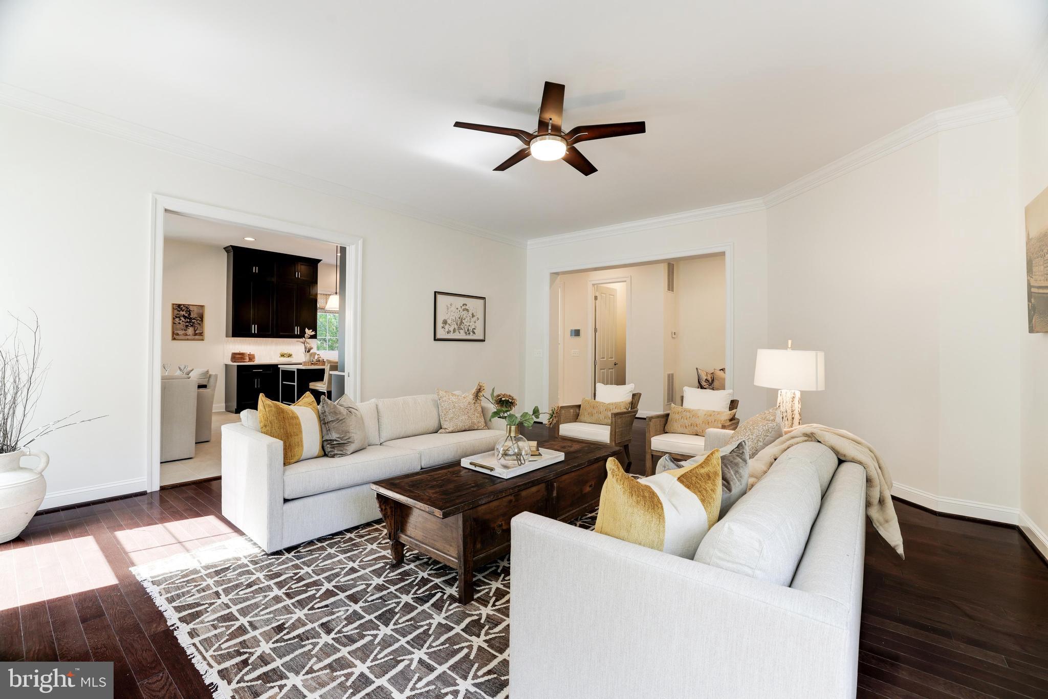 10993 Tradewind Court Oakton, VA 22124 - Photo 7 of 52