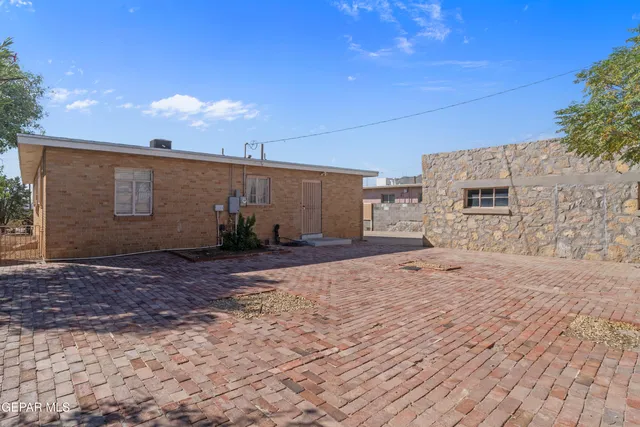 $269,900 | 3215 Mobile Avenue, El Paso, TX 79930