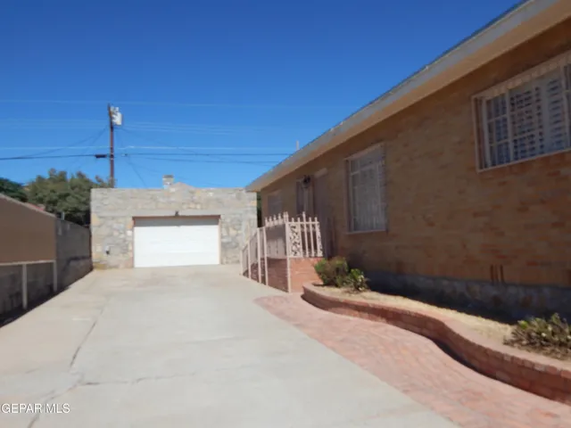 $269,900 | 3215 Mobile Avenue, El Paso, TX 79930