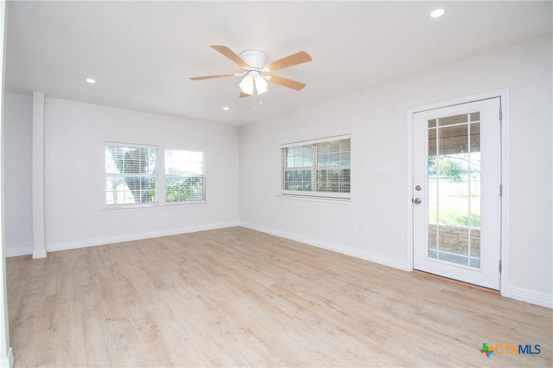 199 Apache Springs Road Briggs, TX 78608 - Photo 3 of 28