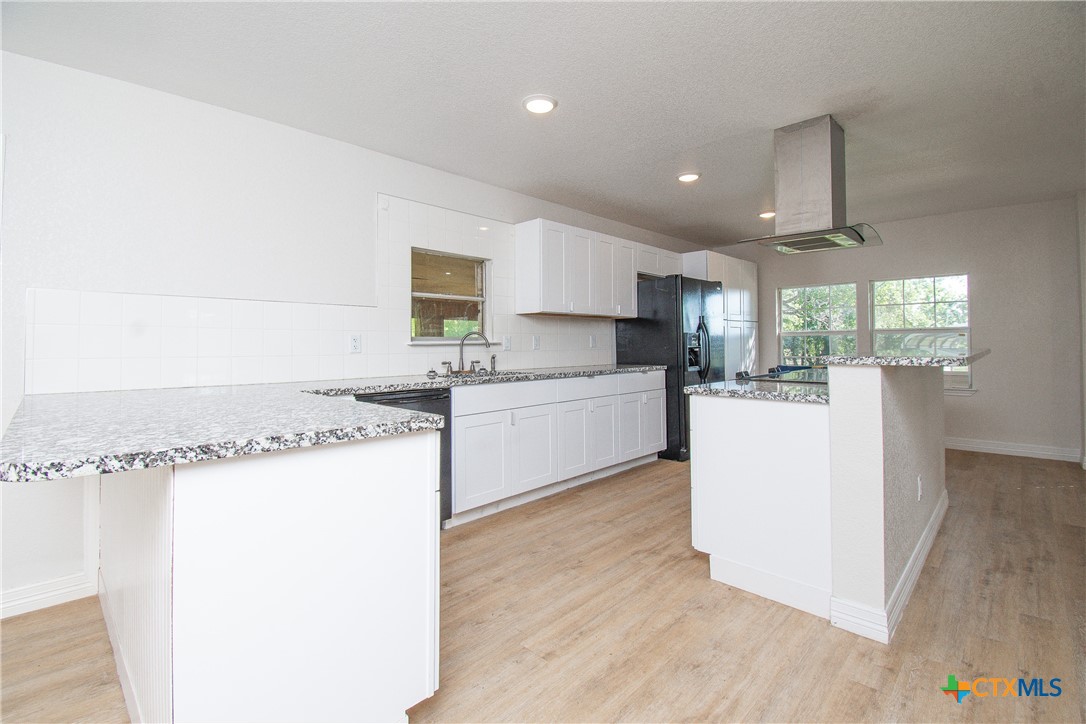 199 Apache Springs Road Briggs, TX 78608 - Photo 8 of 28