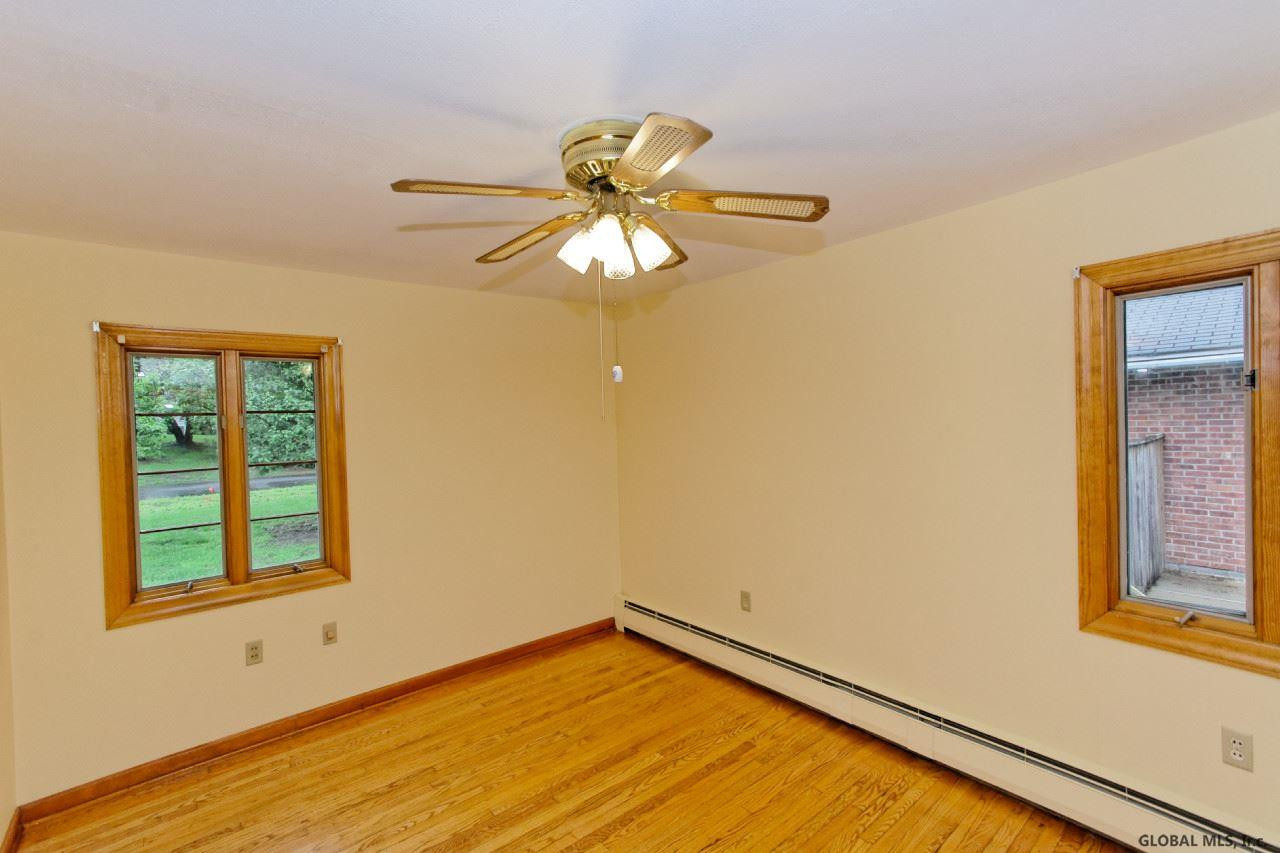 296 Vly Road Colonie, NY 12309 - Photo 12 of 18 Photo 12