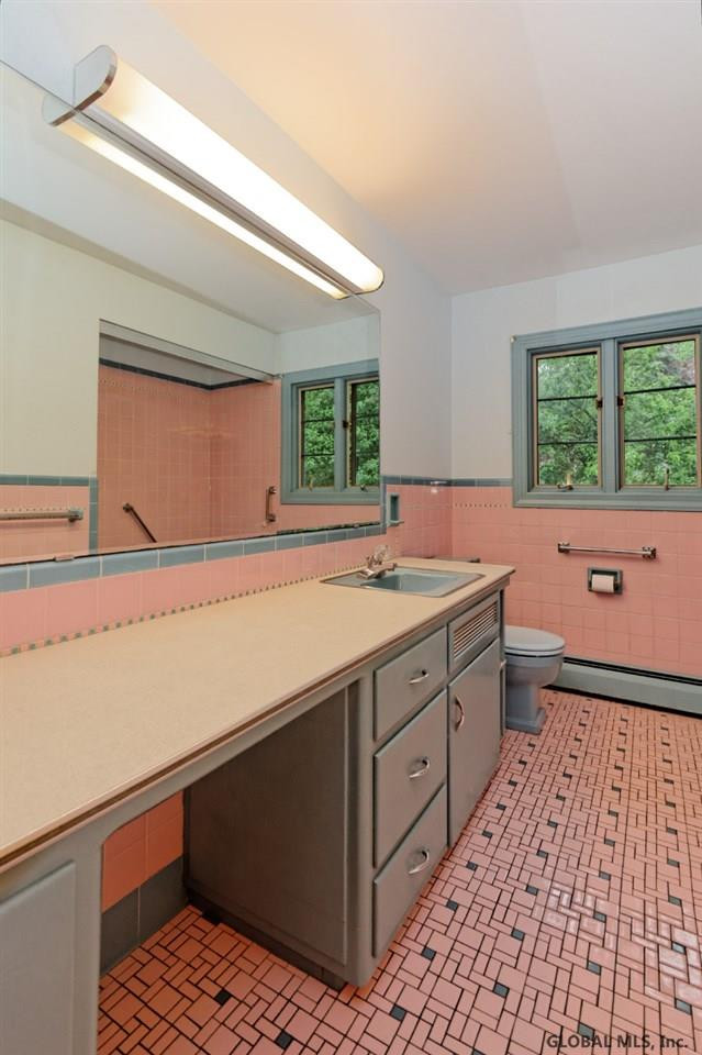 296 Vly Road Colonie, NY 12309 - Photo 14 of 18 Photo 14