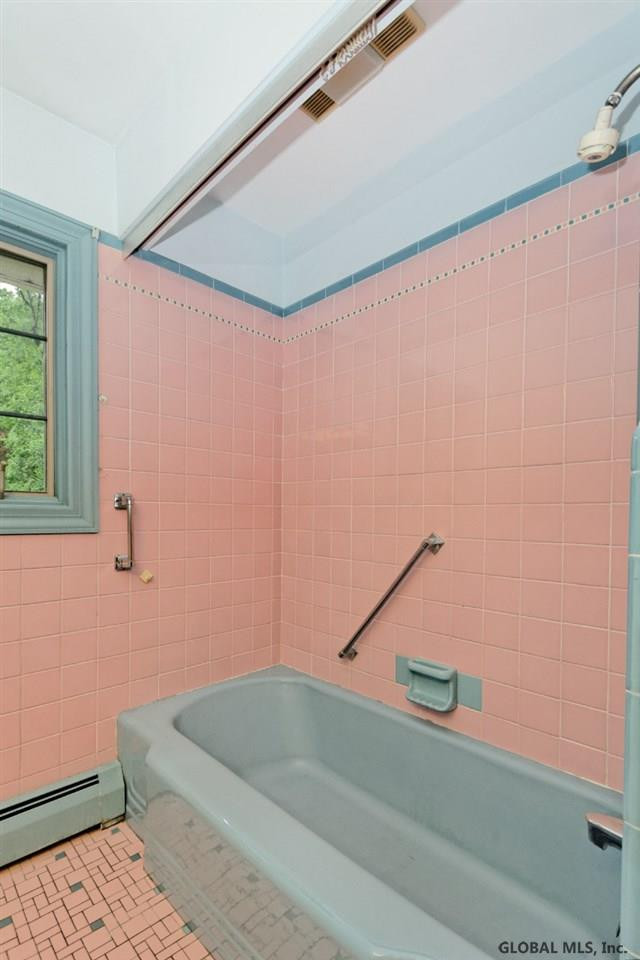 296 Vly Road Colonie, NY 12309 - Photo 15 of 18 Photo 15