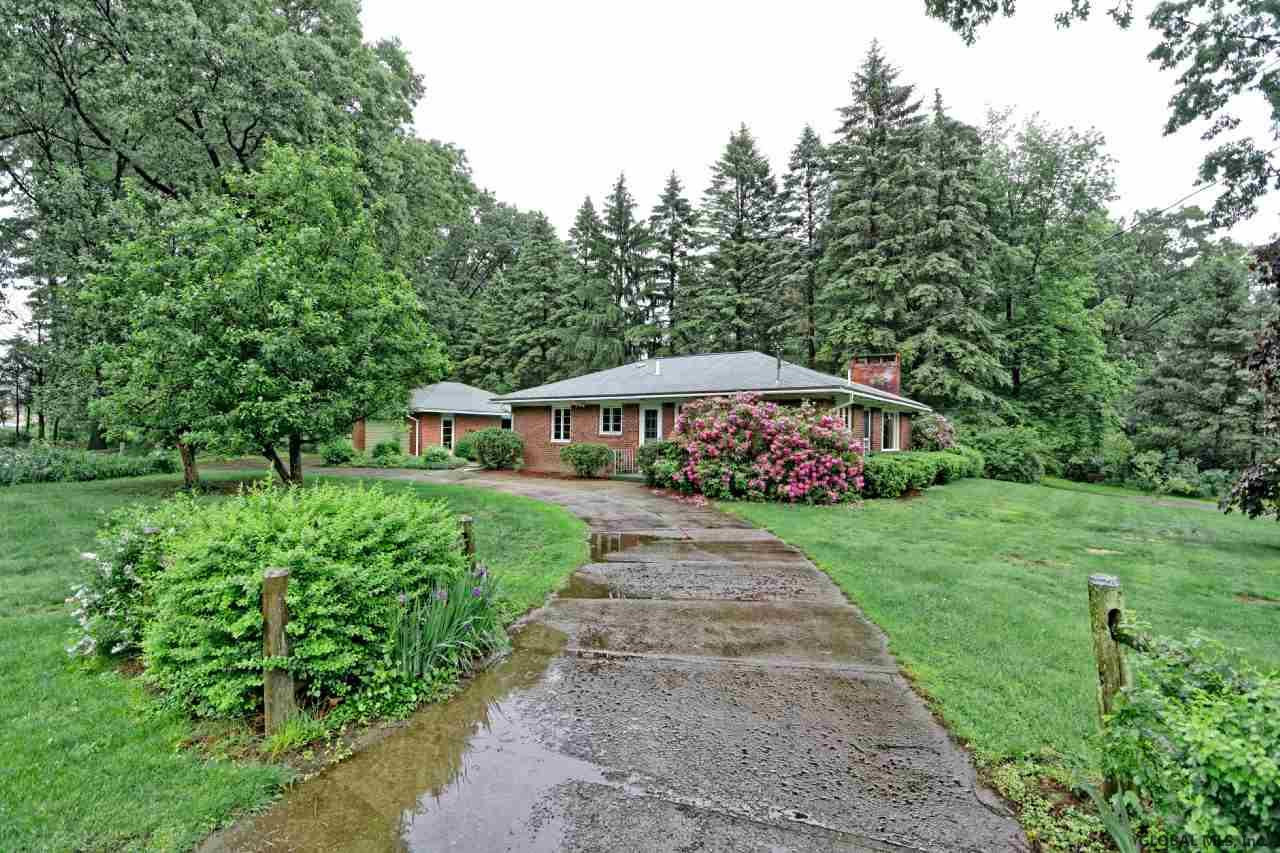 296 Vly Road Colonie, NY 12309 - Photo 2 of 18 Photo 2
