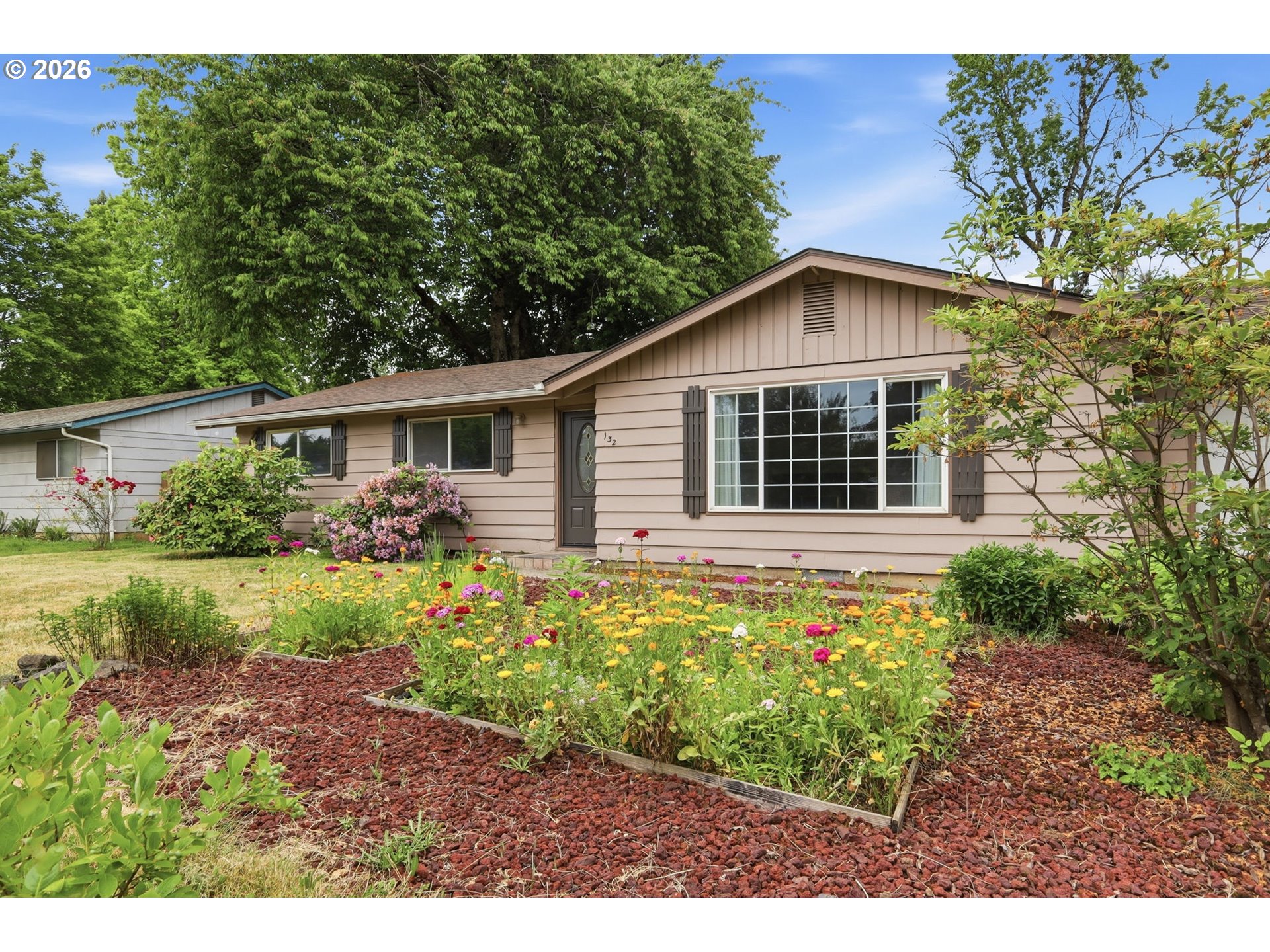 132 Formac Avenue Eugene, OR 97404 - Photo 3 of 34